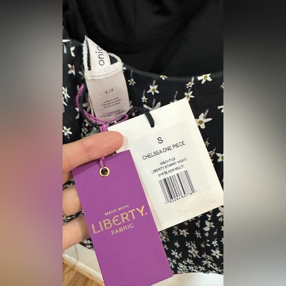 NWT Onia Chelsea Floral Liberty Starry Night One-Piece Swimsuit Black White S - Picture 10 of 11